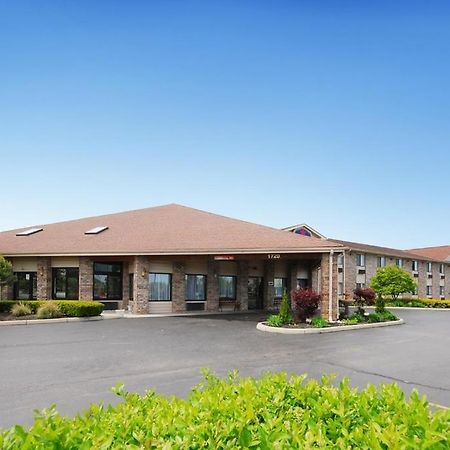 Baymont By Wyndham Delaware Hotel Exterior foto